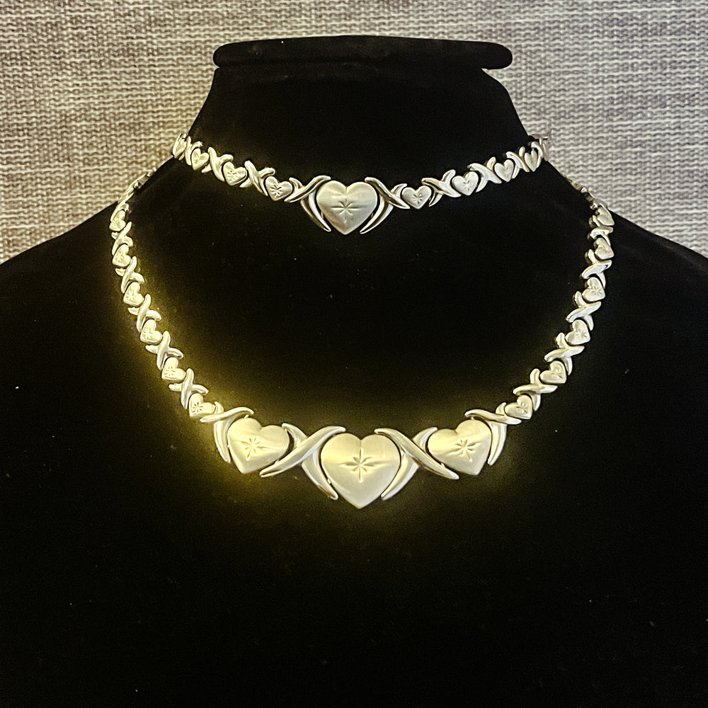 Olá Necklace and Bracelet Set