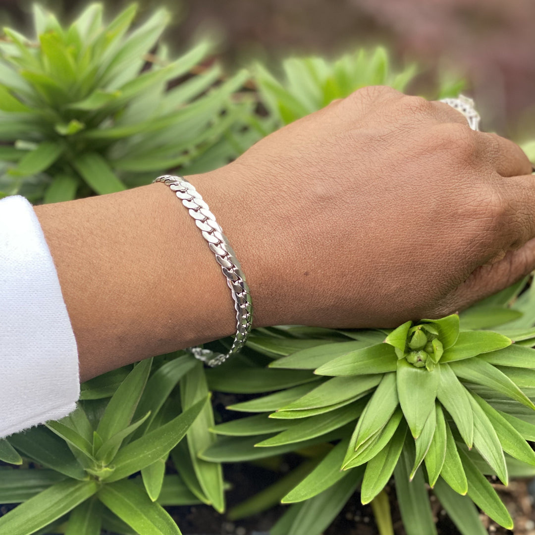 Yvette Stainless Steel Herringbone Chain Bracelet
